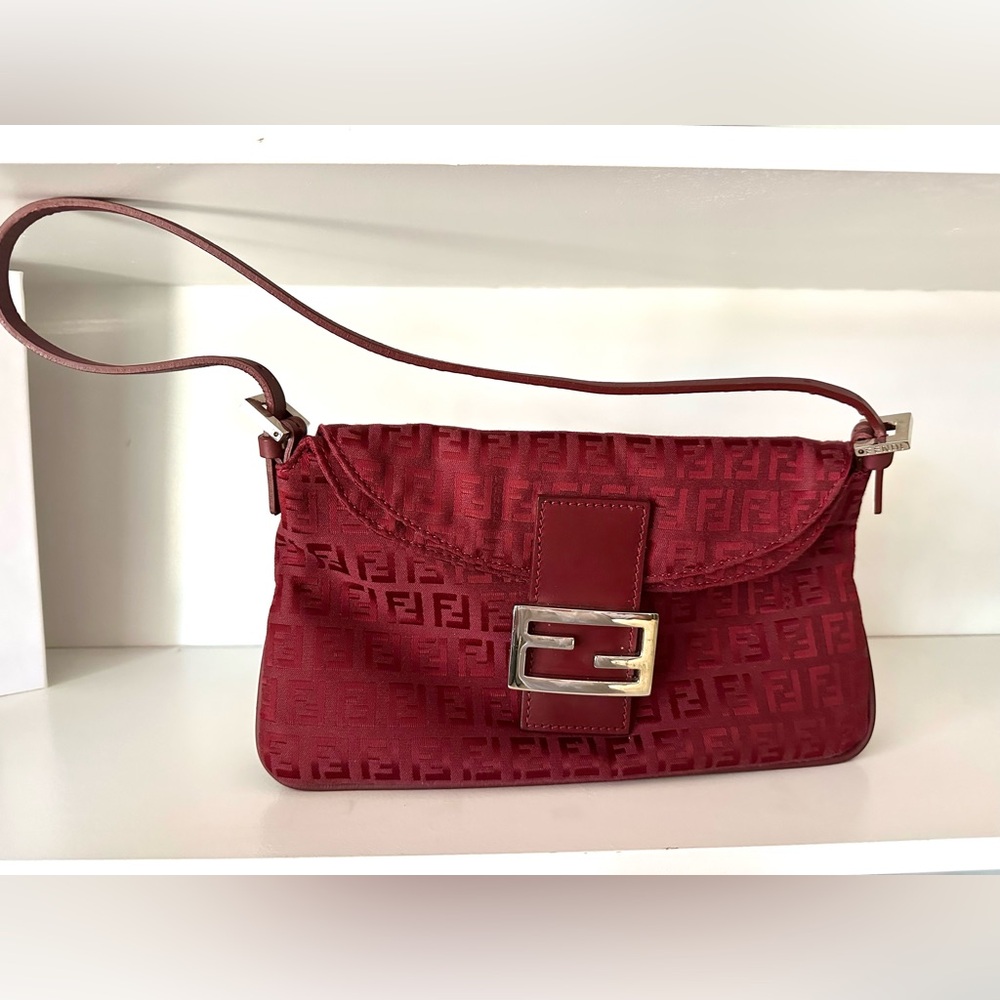 ✨Vintage✨ Fendi Zucchino Baguette Shoulder Bag
